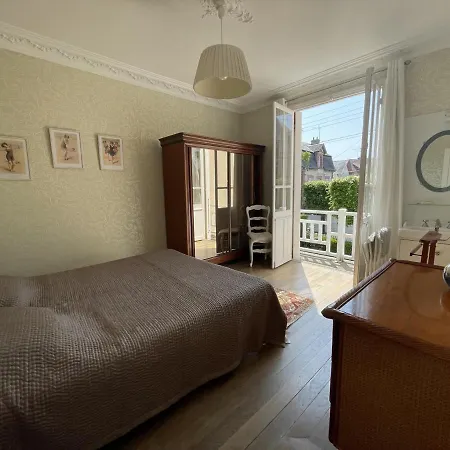 Spacieuse A Cabourg, 200m Plage, Jardin, 5 Chambres, Parking, Menage Inclus - Fr-1-487-359 Semesterbostad *